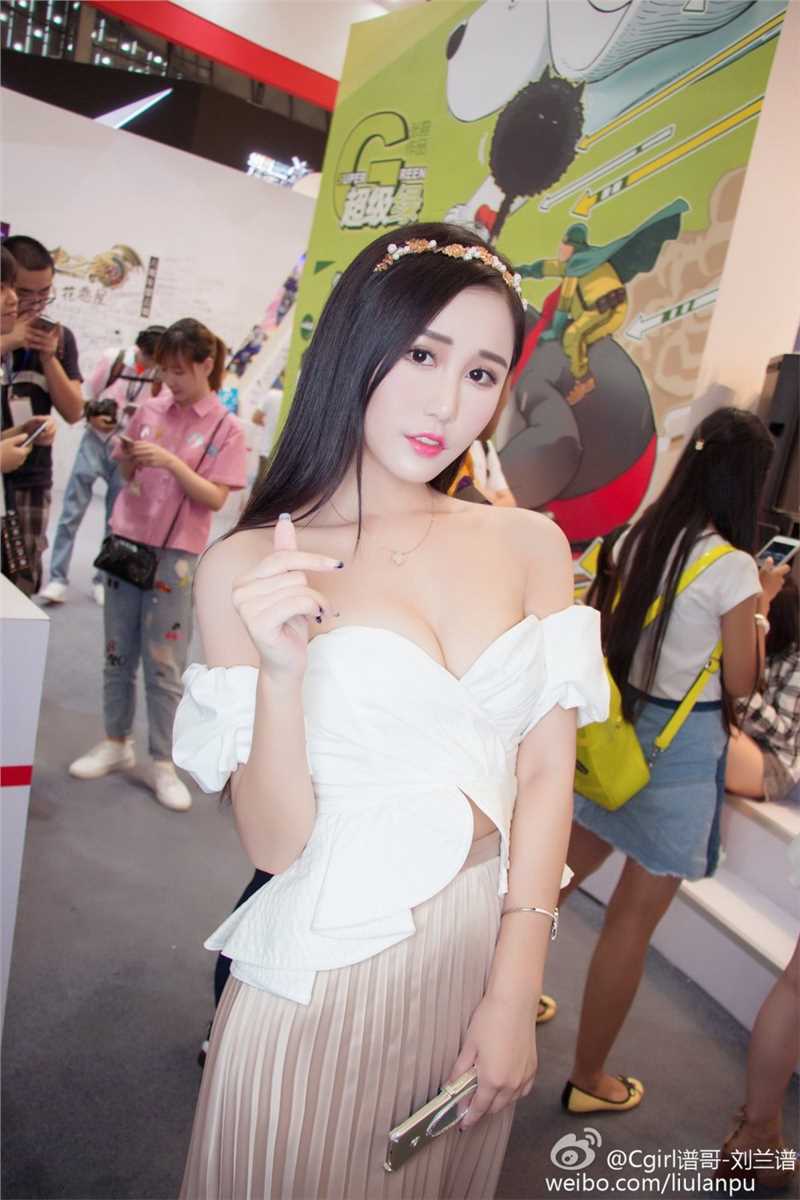 精选小蛮腰美女刘兰谱清纯私拍图片图册