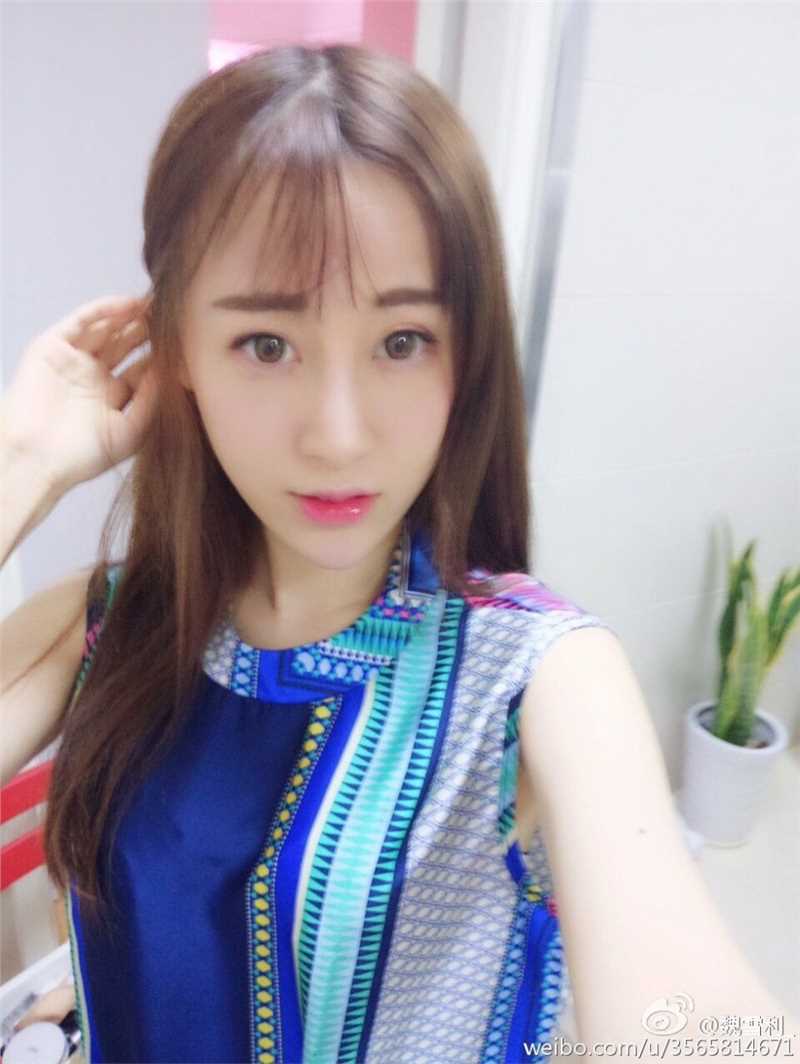 精选氧气清纯美女魏雪利微博私拍图片图册