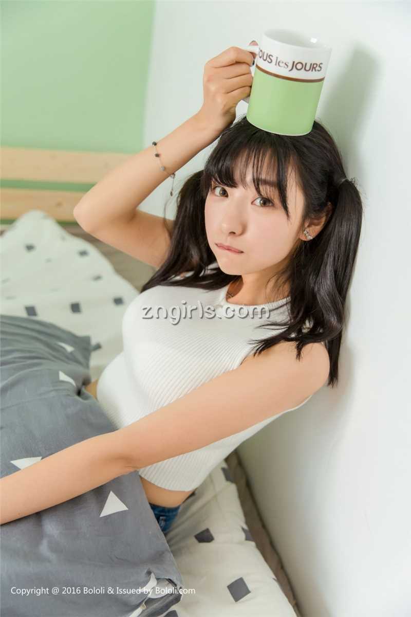 精选甜美清纯女孩球球私房唯美图片图册