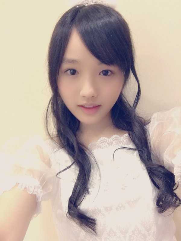 优质日本15岁美少女安藤咲桜清纯图片图片