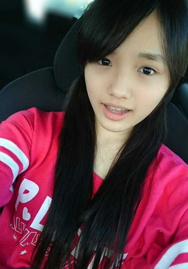 优质日本15岁美少女安藤咲桜清纯图片图片