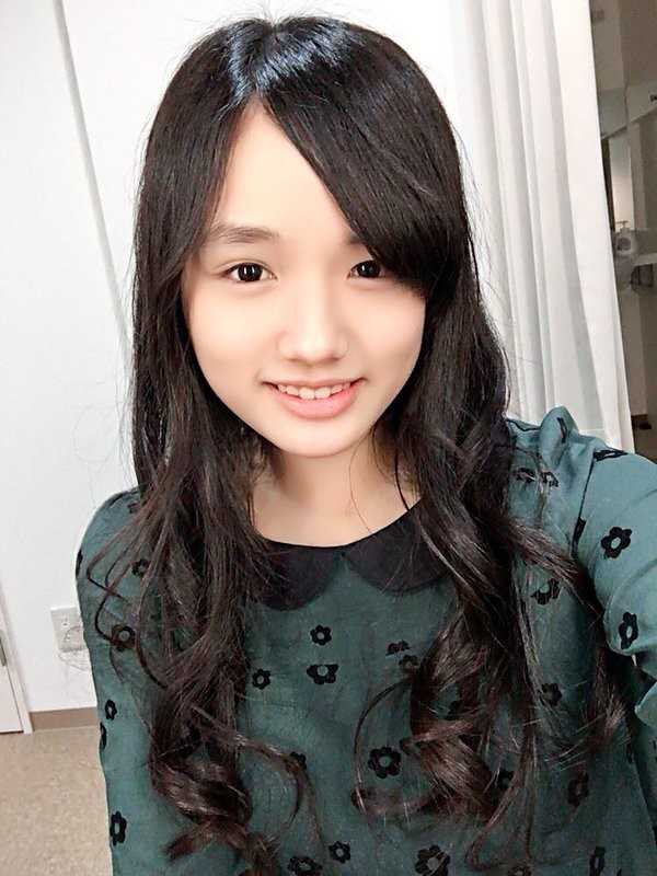 优质日本15岁美少女安藤咲桜清纯图片图片