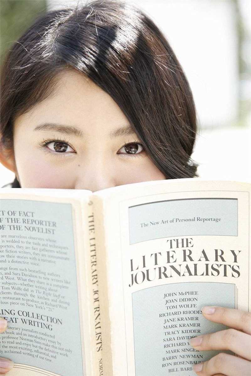 日本清纯美少女铃本美愉私拍