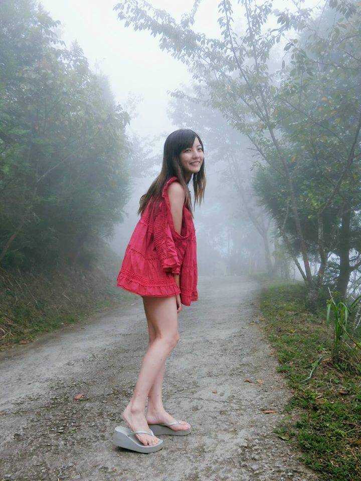 最新台湾郑茜珊清纯私拍壁纸