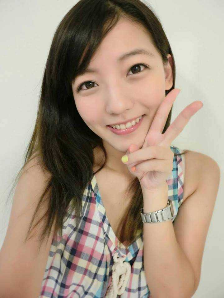 最新台湾郑茜珊清纯私拍壁纸