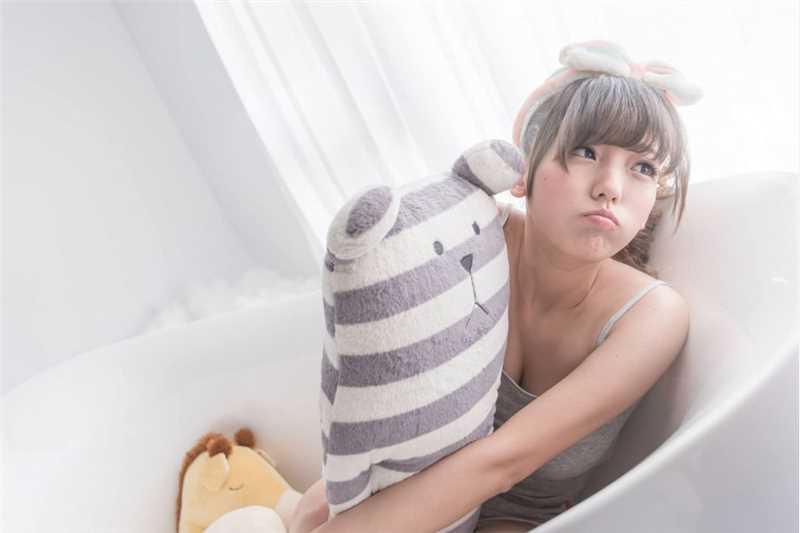 最新台湾郑茜珊清纯私拍壁纸