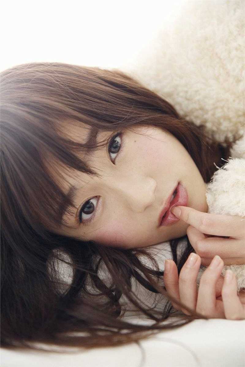 优质日本美少女组合成员守屋茜清纯私拍图片相册