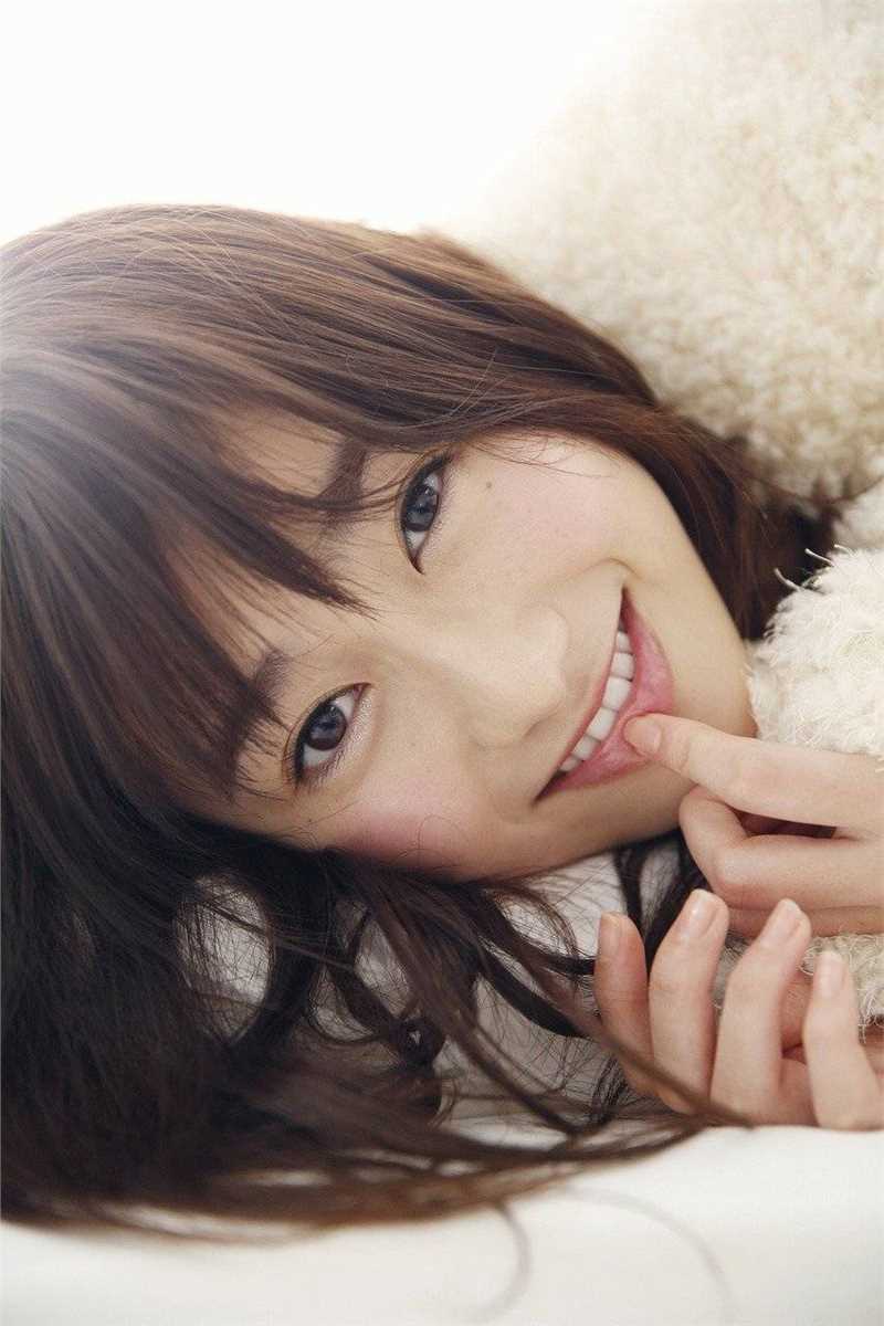 优质日本美少女组合成员守屋茜清纯私拍图片相册