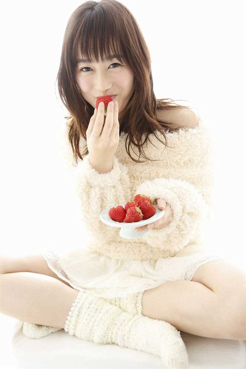 优质日本美少女组合成员守屋茜清纯私拍图片相册