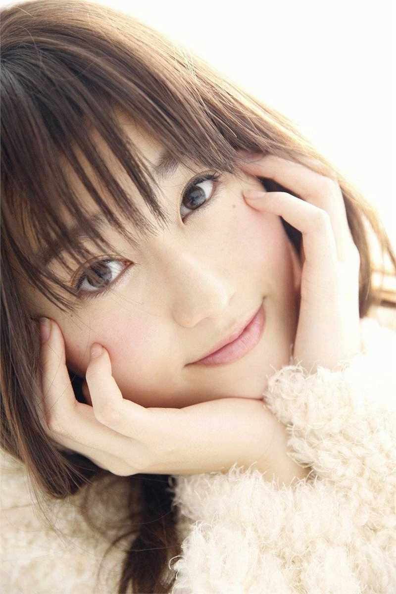 优质日本美少女组合成员守屋茜清纯私拍图片相册