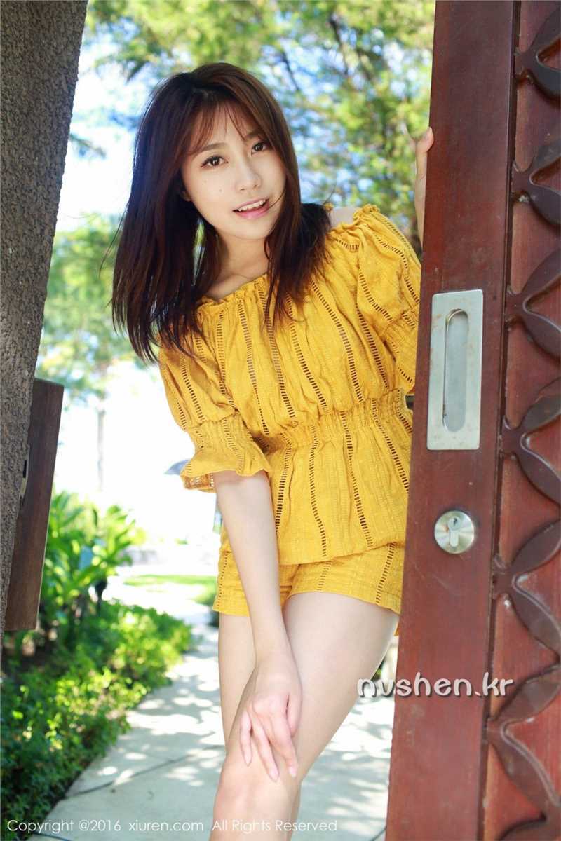 秀人网清纯美女模特许诺Sabrina外拍图片