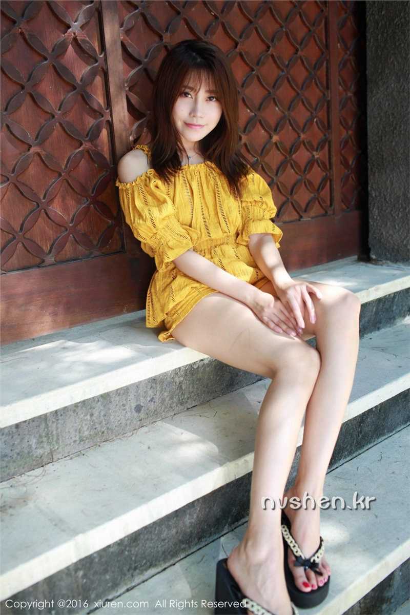 秀人网清纯美女模特许诺Sabrina外拍图片