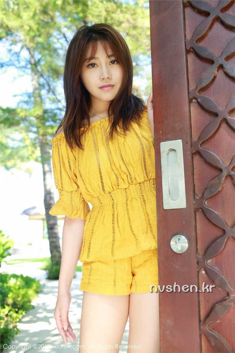 秀人网清纯美女模特许诺Sabrina外拍图片