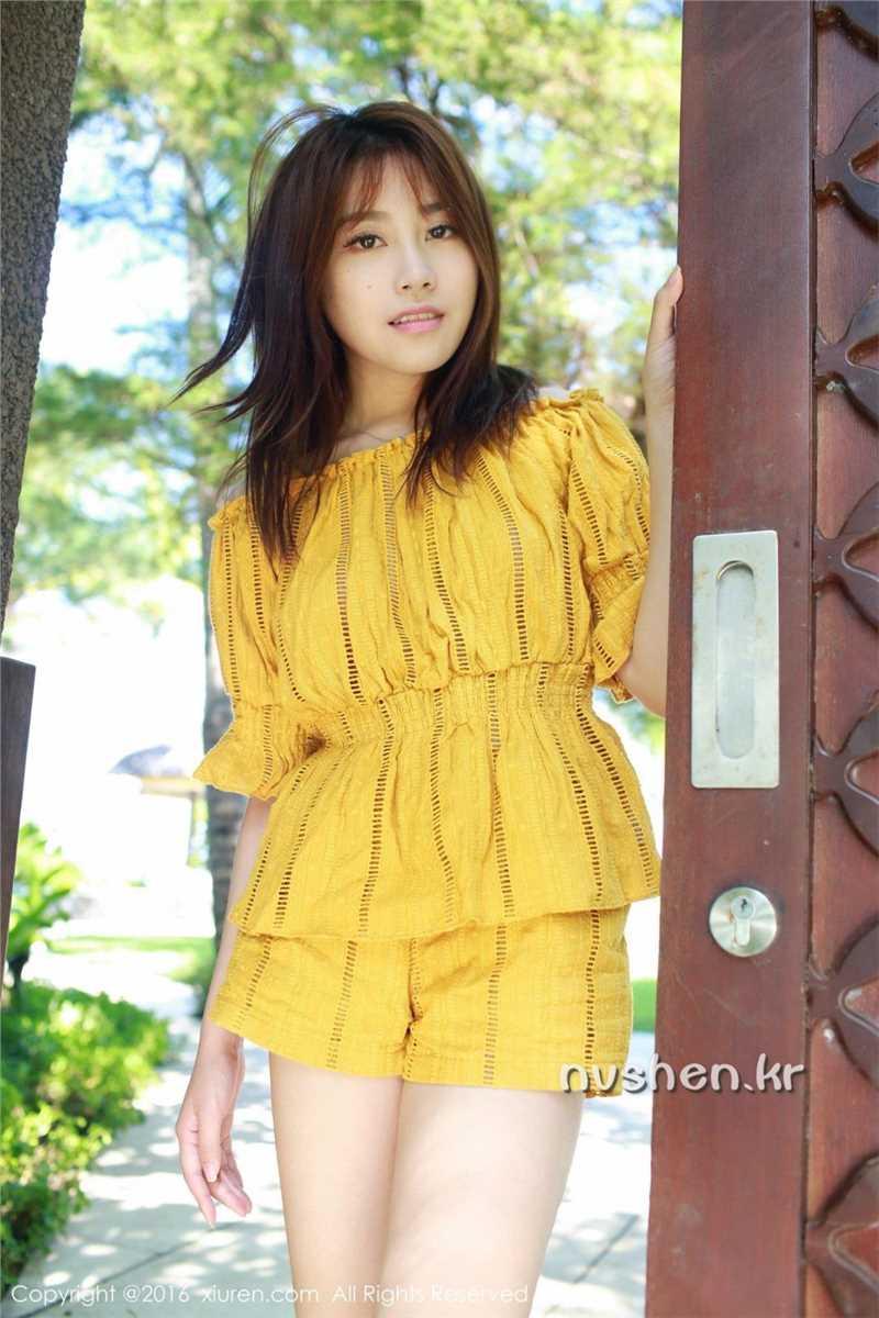 秀人网清纯美女模特许诺Sabrina外拍图片