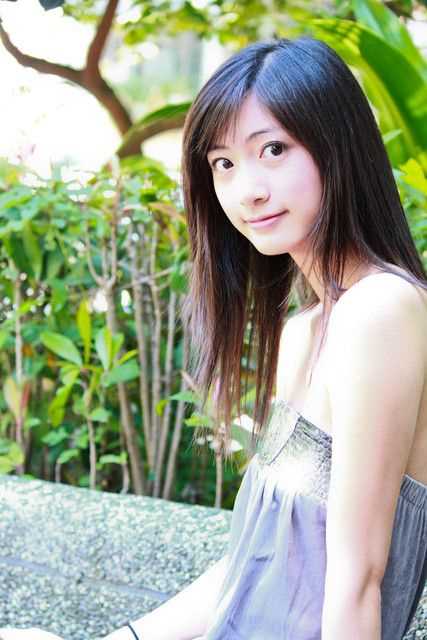 最全台湾空姐美女蔡涵宜Emily清纯图片相册