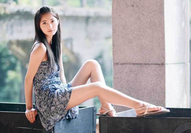 最全台湾空姐美女蔡涵宜Emily清纯图片相册