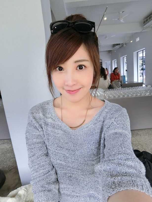 优质台湾美女主播黄若薇Vivi清纯图片