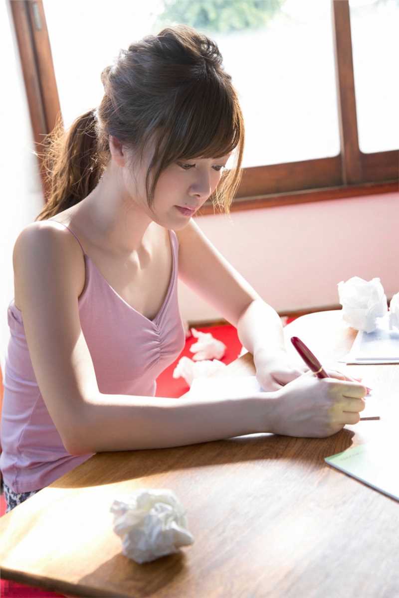 高清日本美女艺人白石麻衣清纯私房图册