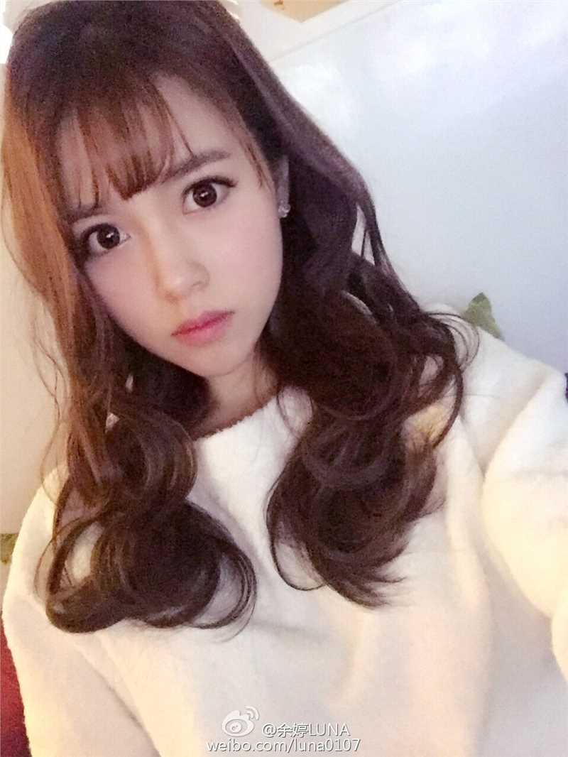 高清清纯美女校花余婷luna微博图集