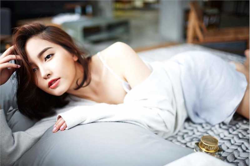 最全台湾美女模特方薆甯私房清纯相册