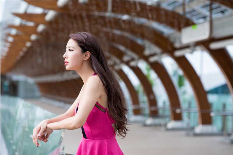 精选台湾清纯美女玛儿(Emma,Jiang)气质外拍图册