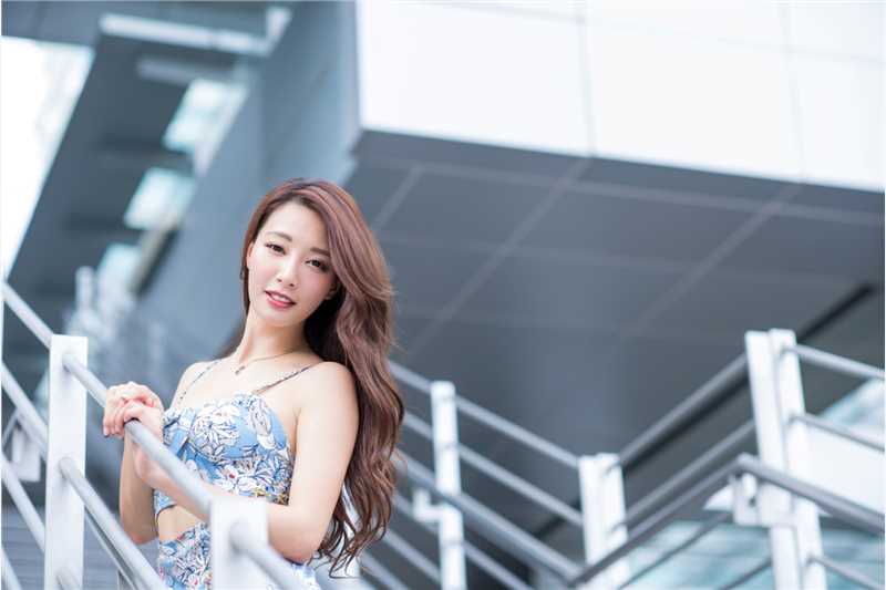 精选台湾清纯美女玛儿(Emma,Jiang)气质外拍图册