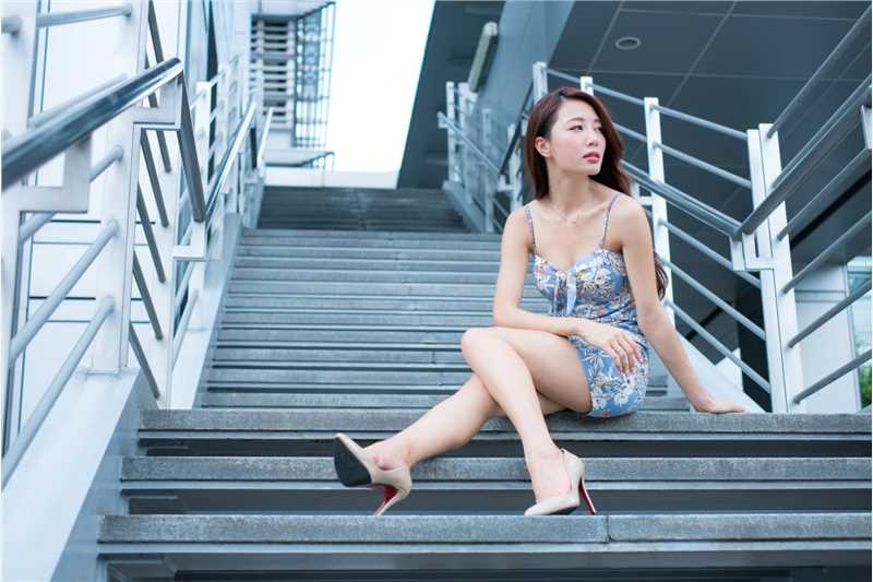 精选台湾清纯美女玛儿(Emma,Jiang)气质外拍图册