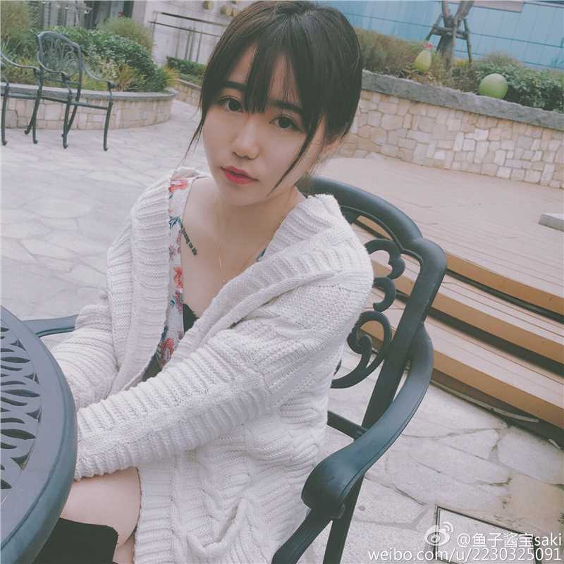 特别专辑90后萌系美女鱼子酱宝saki微博清纯图片
