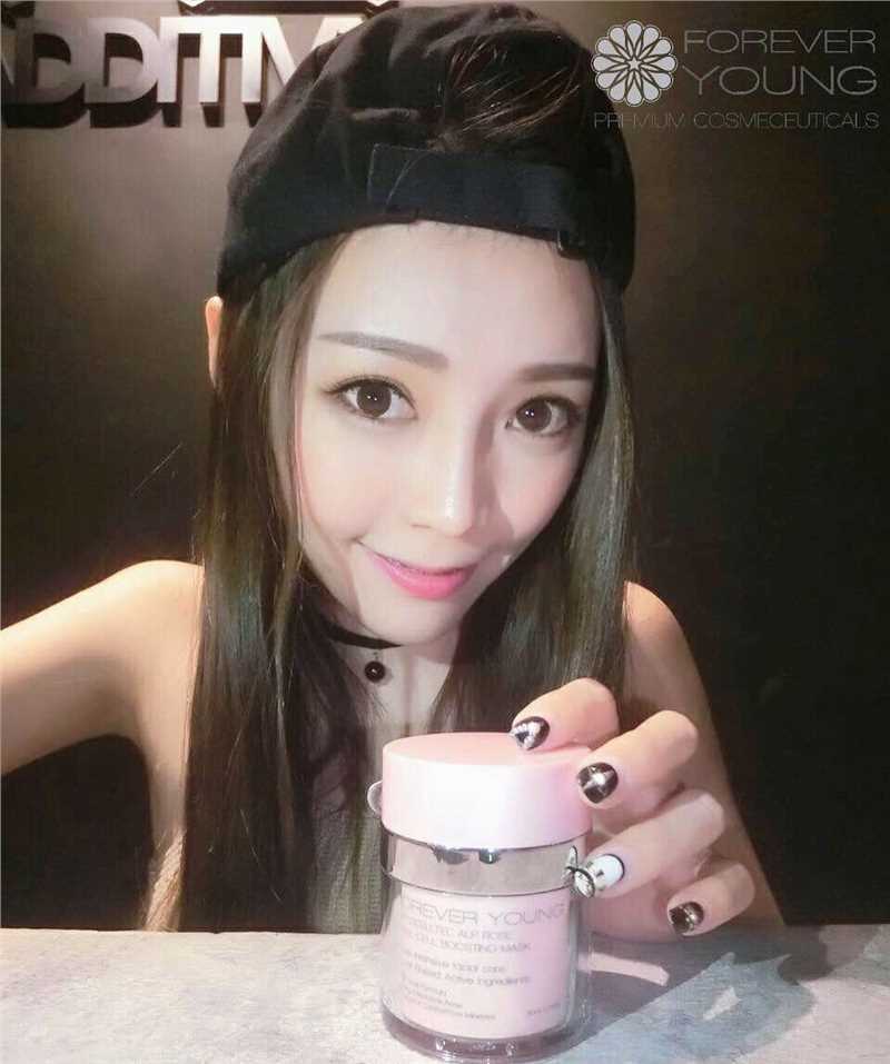 优质90后清纯美女Ehuey,Huey图片相册