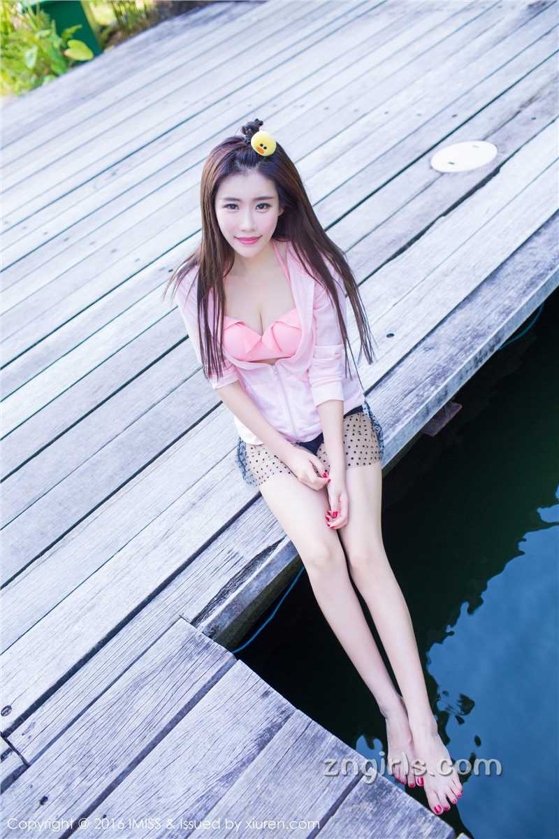 最全爱蜜社模特美女程小烦不烦清纯旅拍相册