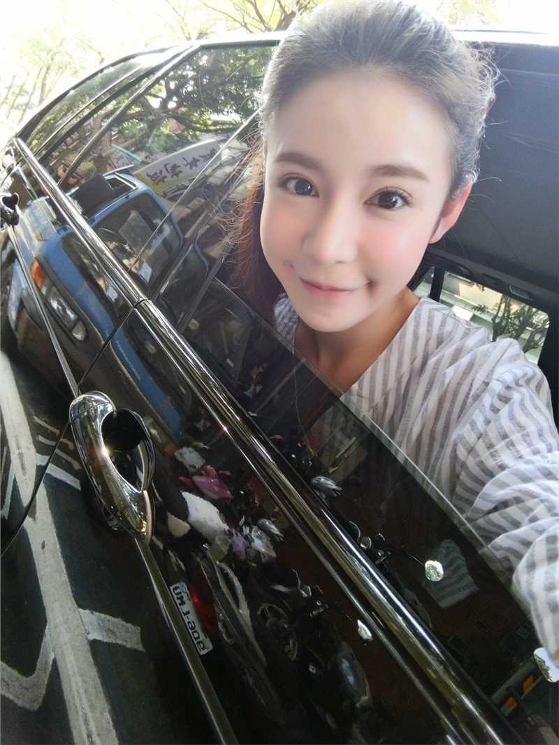 网拍女神陈滢安清纯图集