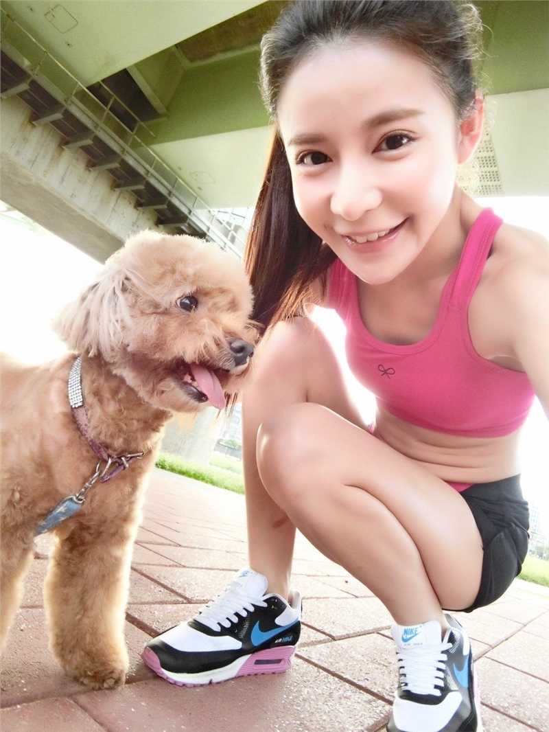 网拍女神陈滢安清纯图集