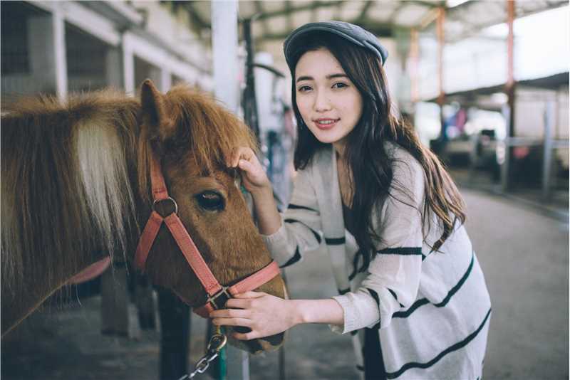 高清网拍模特美女杨君怡清纯摄影图集