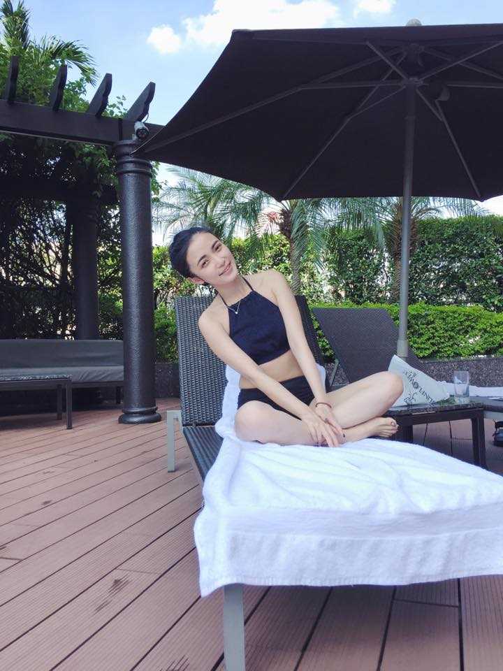 高清网拍模特美女杨君怡清纯摄影图集