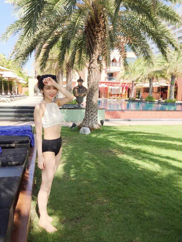 高清网拍模特美女杨君怡清纯摄影图集