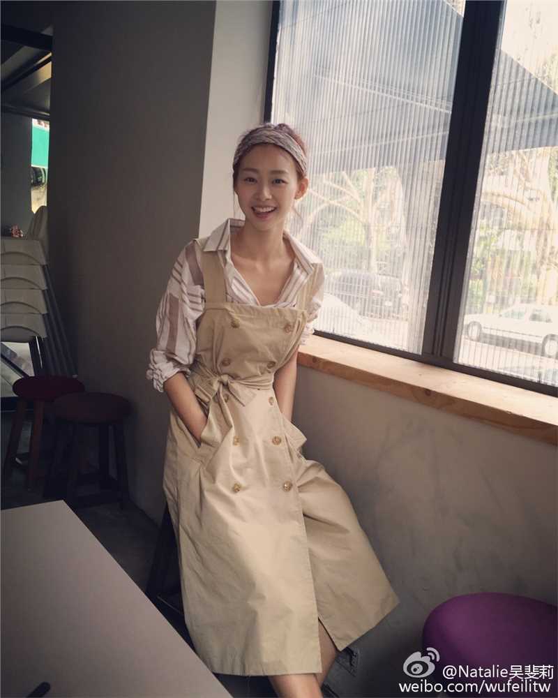 最新台湾网拍模特吴斐莉Natalie清纯摄影图集