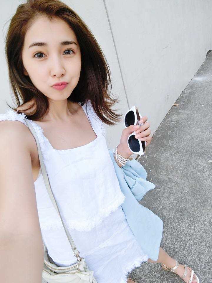 精选台湾人气模特陈佳瑜Fifi清纯图册