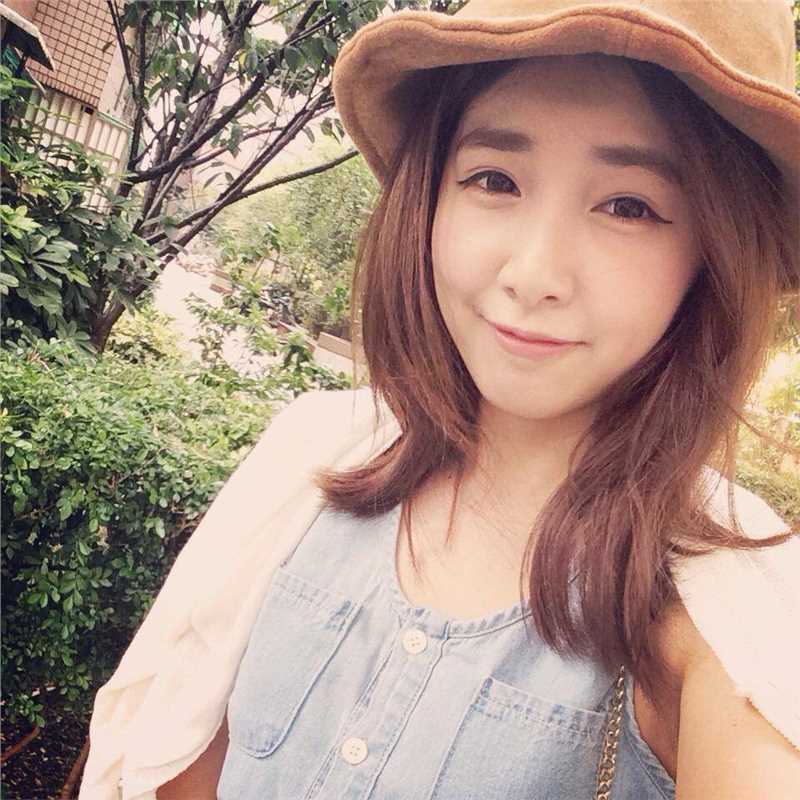 精选台湾人气模特陈佳瑜Fifi清纯图册