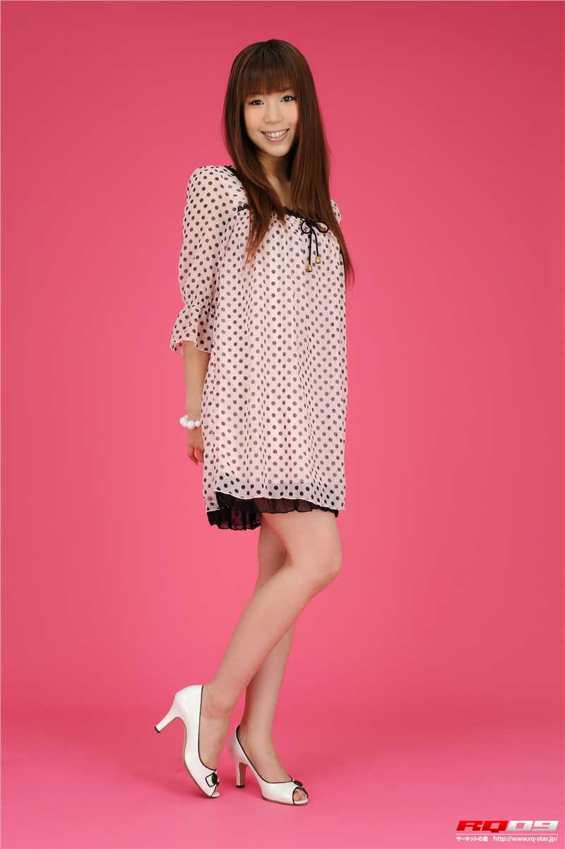特别专辑[RQ-STAR]日本清纯美女桃川祐子甜美笑容棚拍图片