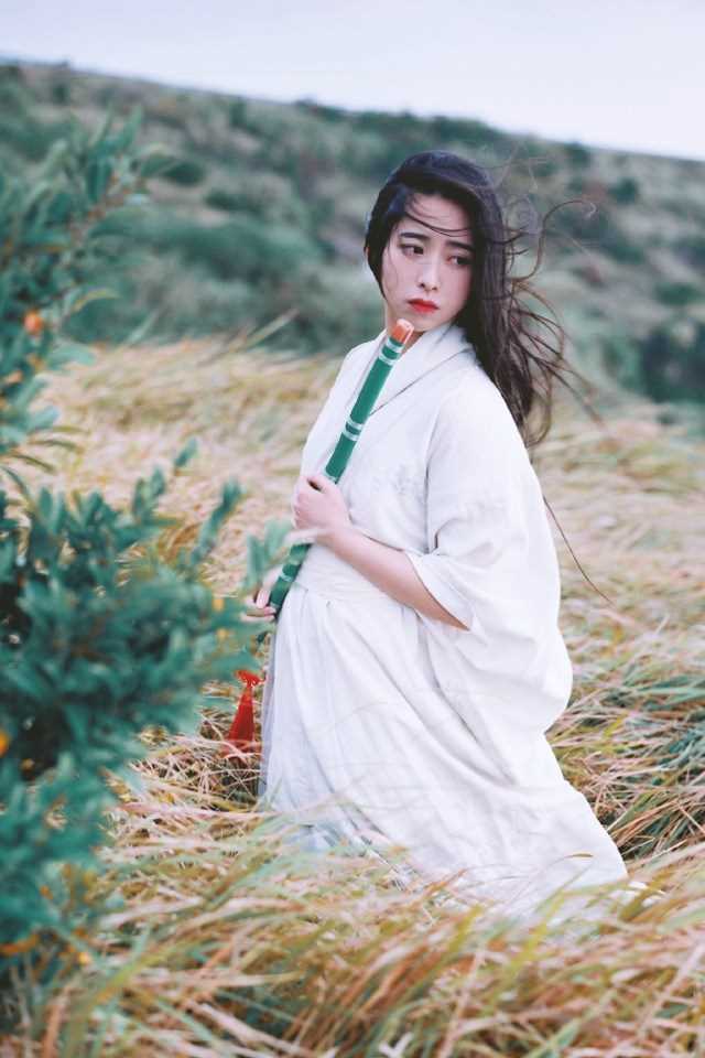 精选长发清纯气质女神古风白衣文艺图册