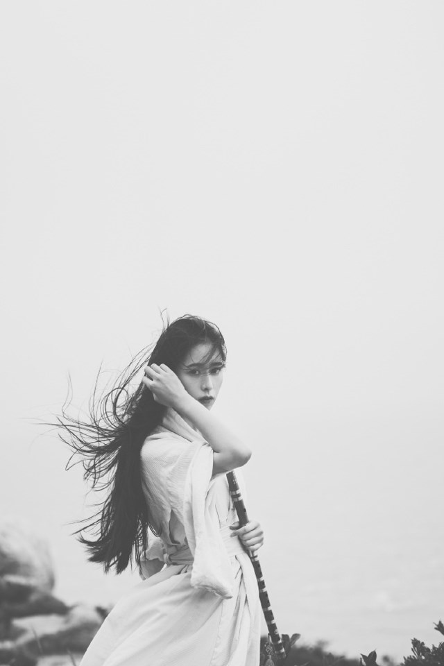 精选长发清纯气质女神古风白衣文艺图册