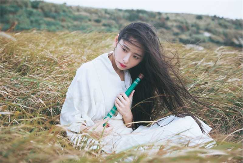 精选长发清纯气质女神古风白衣文艺图册