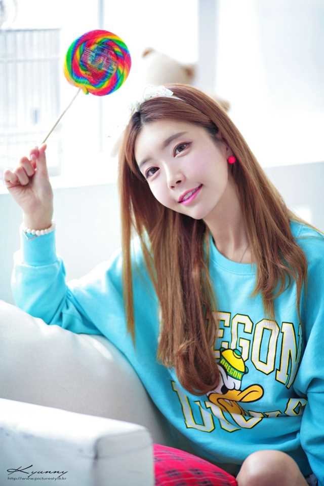 最全甜美韩国女孩室内清纯唯美相册