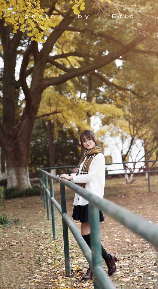 最新甜美迷人的文艺学妹校园清纯图集