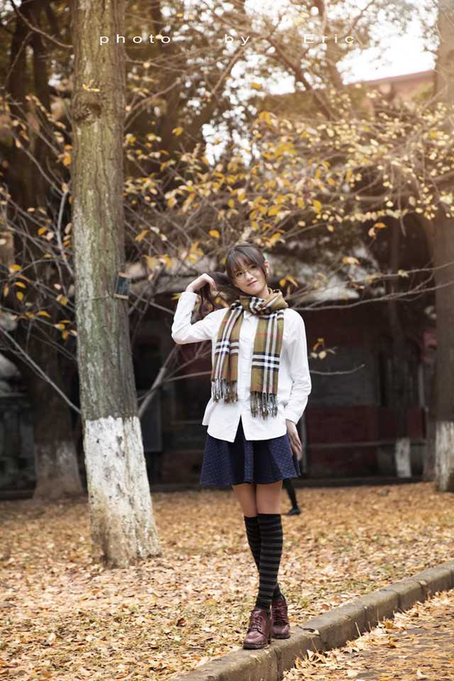 最新甜美迷人的文艺学妹校园清纯图集