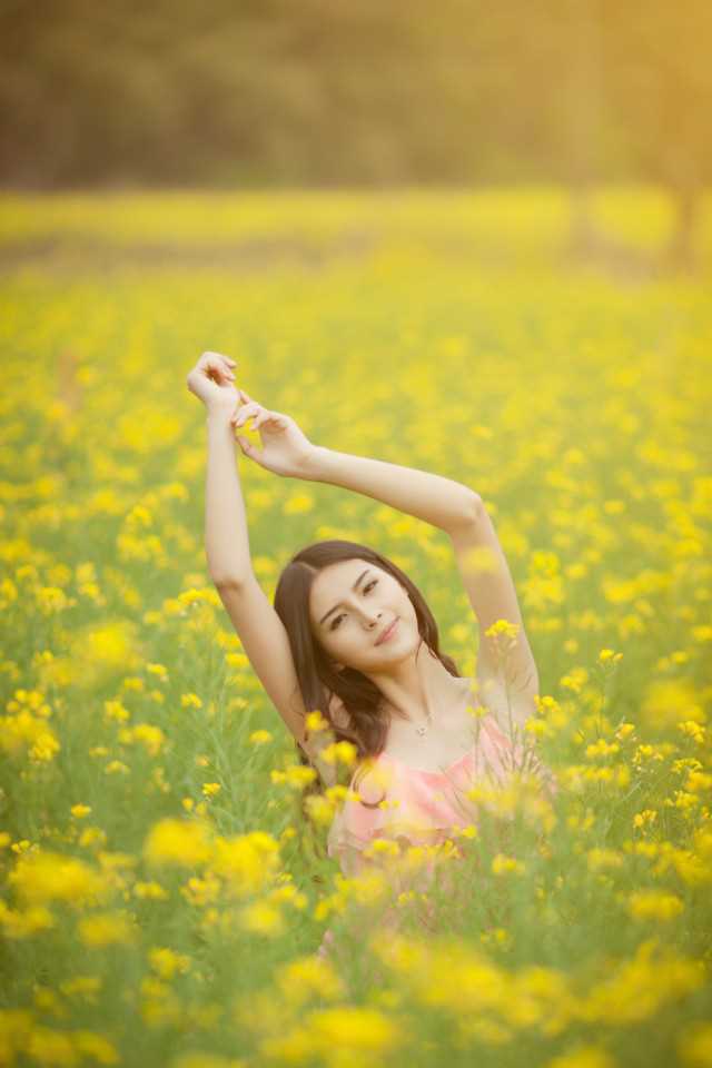 优质清纯阳光邻家小妹油菜花田中甜美相册