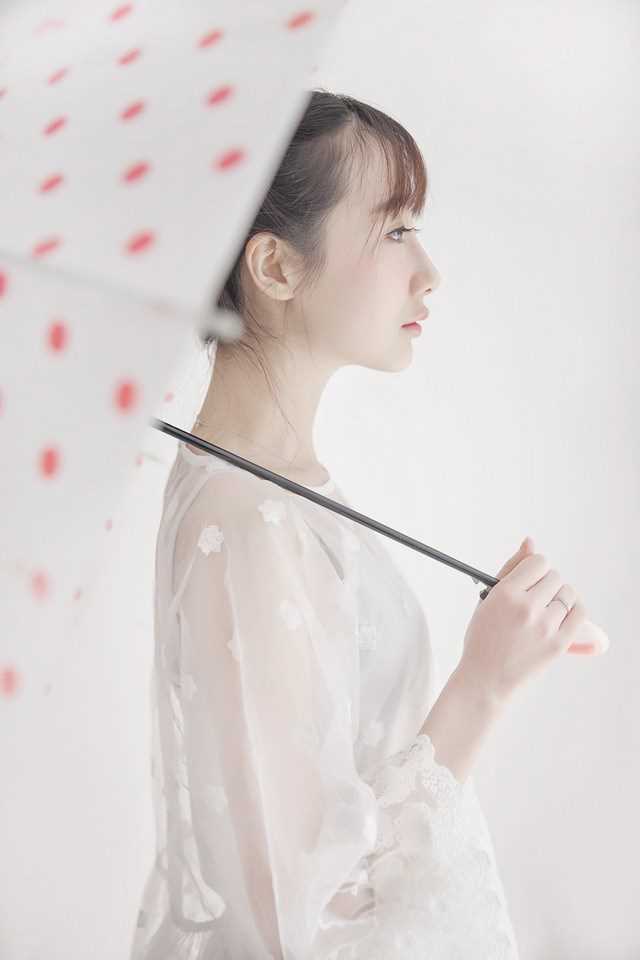 清纯美眉变身可爱丫鬟