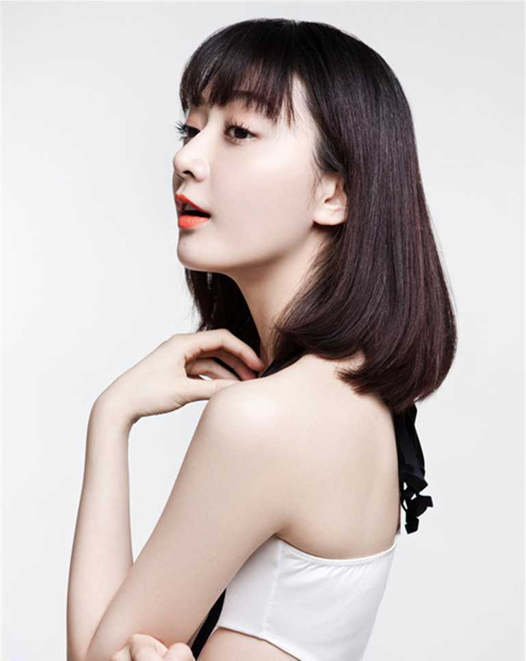 特别专辑性感吊带装潘之琳的清纯妩媚图片