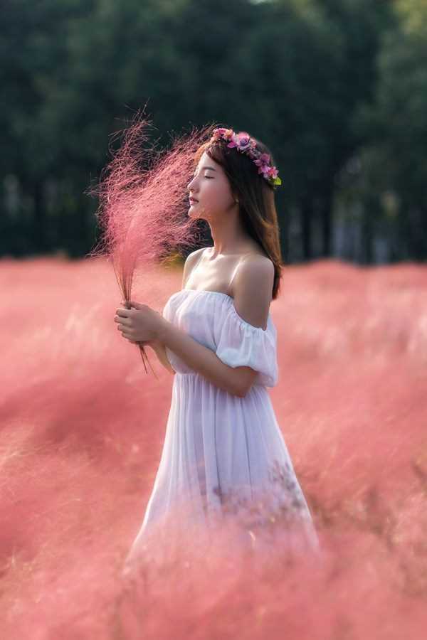 高清长发美女户外纯白清纯唯美图册