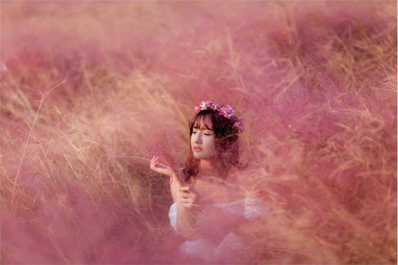 高清长发美女户外纯白清纯唯美图册